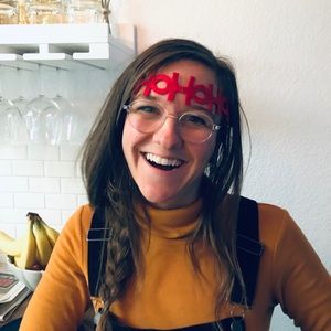 Meet your Posher, Nadine